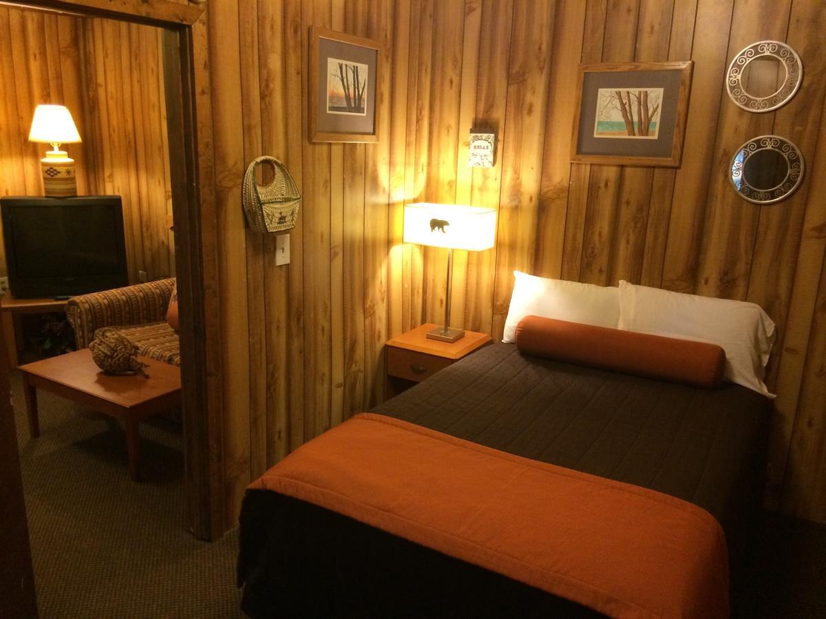 Alpine Motel Branch ภายนอก รูปภาพ
