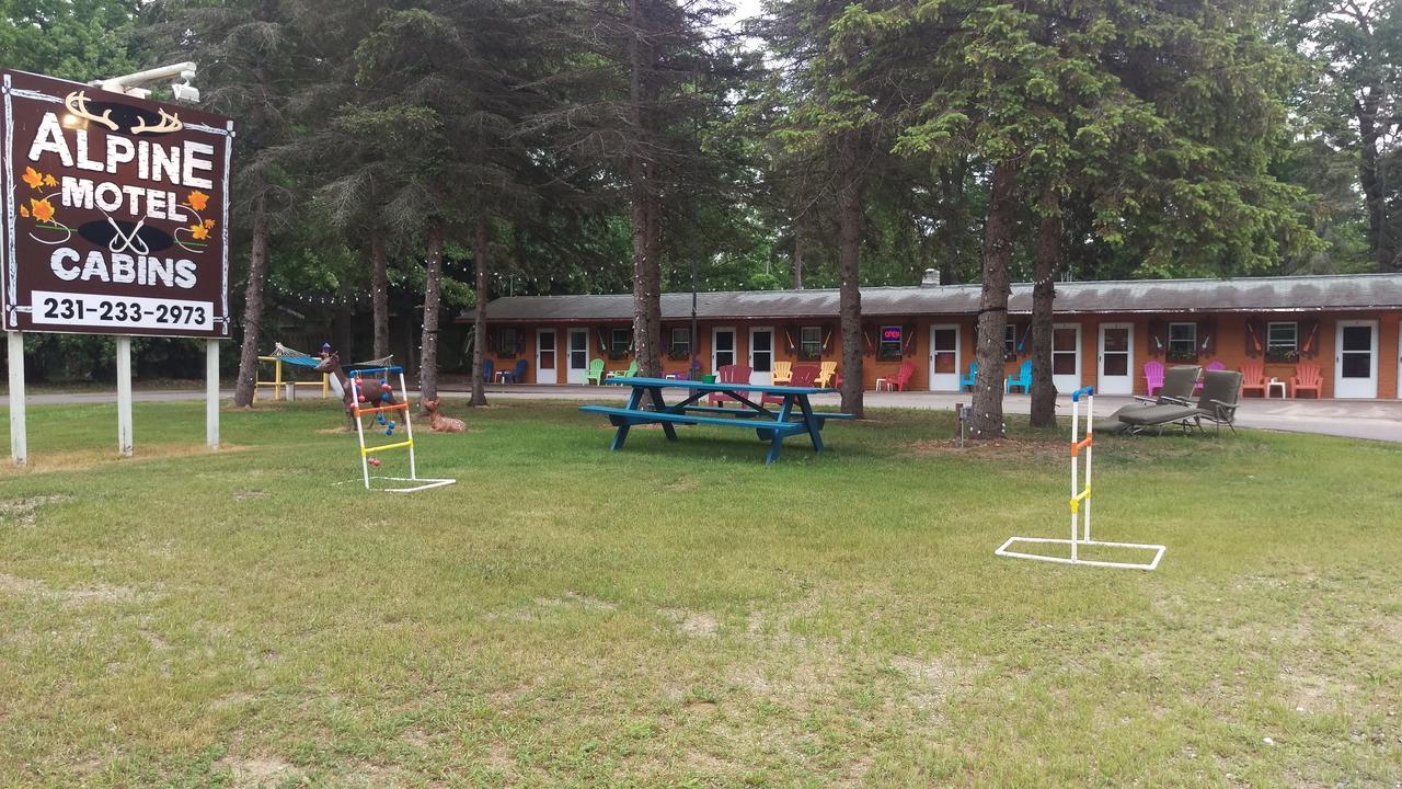 Alpine Motel Branch ภายนอก รูปภาพ