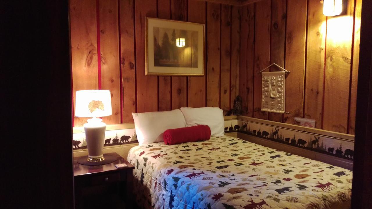 Alpine Motel Branch ภายนอก รูปภาพ