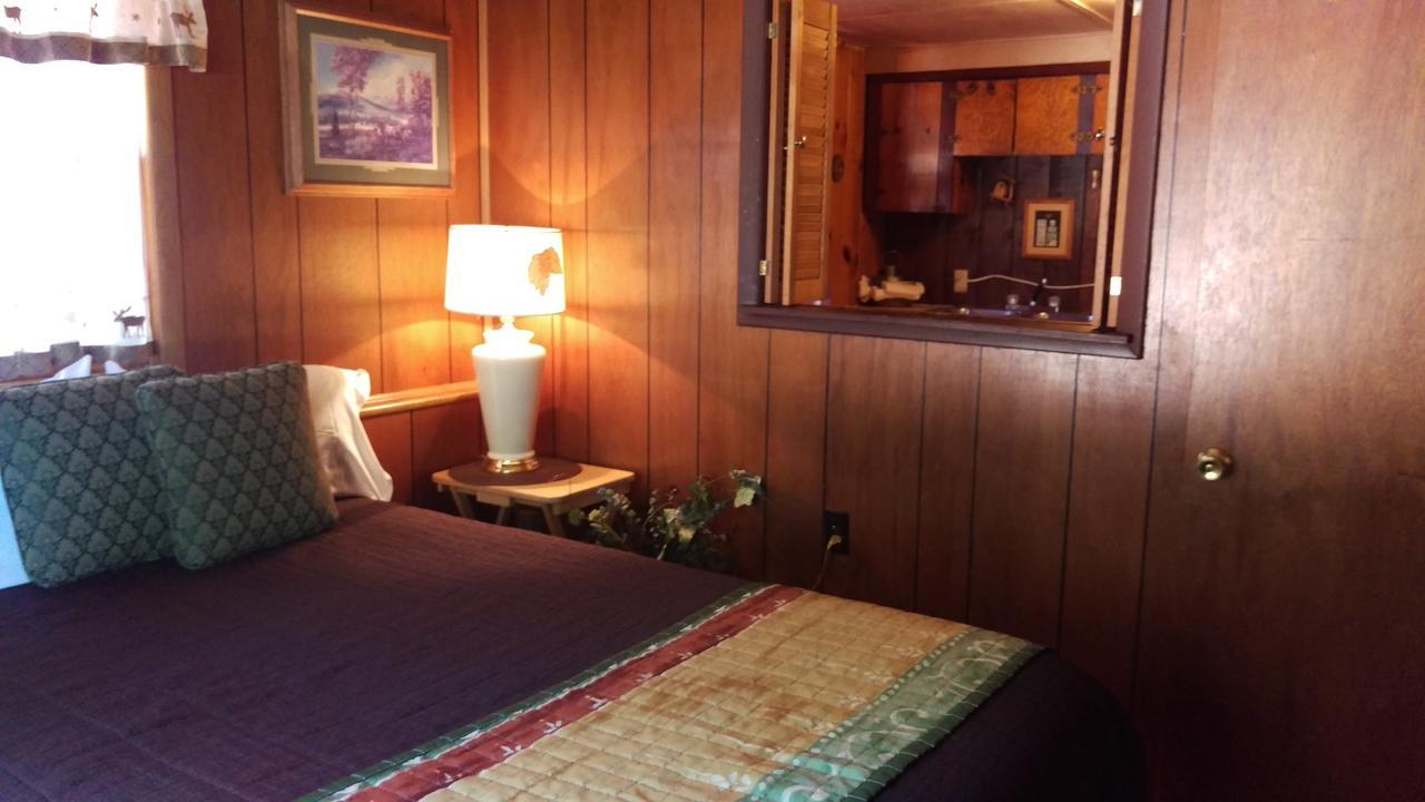 Alpine Motel Branch ภายนอก รูปภาพ